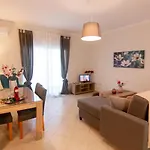 M&M Apartments 1